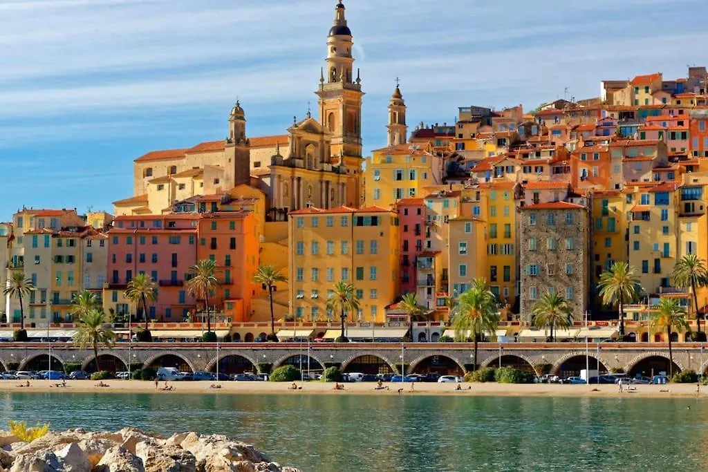 Magnifique Villa D'Epoque Vue Mer, Plage A 12 Min A Pieds Menton