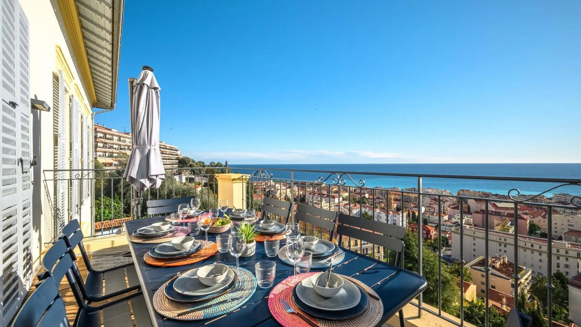 Magnifique Villa D'Epoque Vue Mer, Plage A 12 Min A Pieds Menton