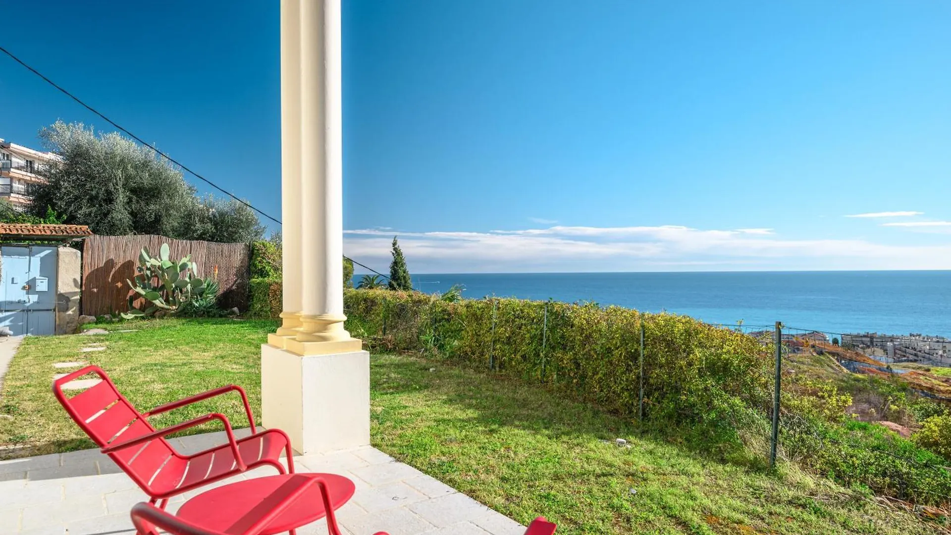 Magnifique Villa D'Epoque Vue Mer, Plage A 12 Min A Pieds Menton