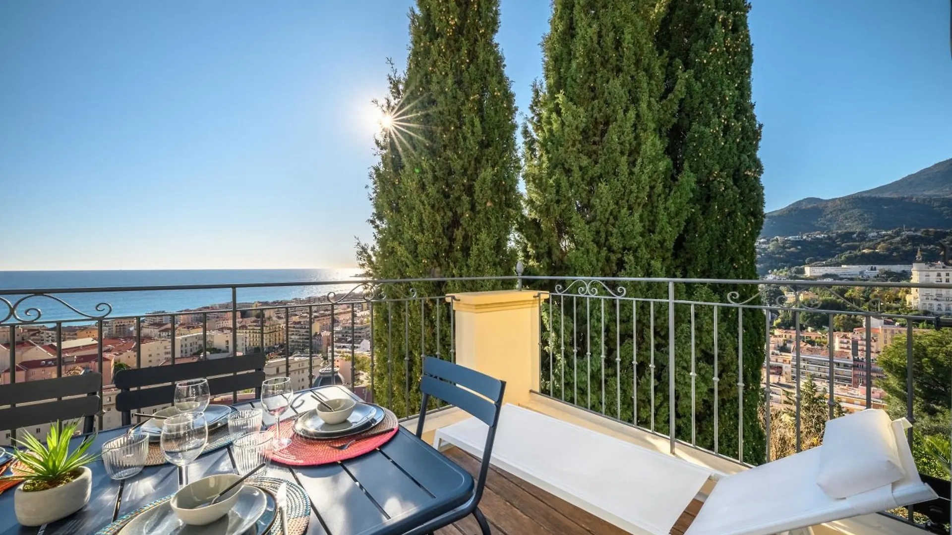 Magnifique Villa D'Epoque Vue Mer, Plage A 12 Min A Pieds Menton France