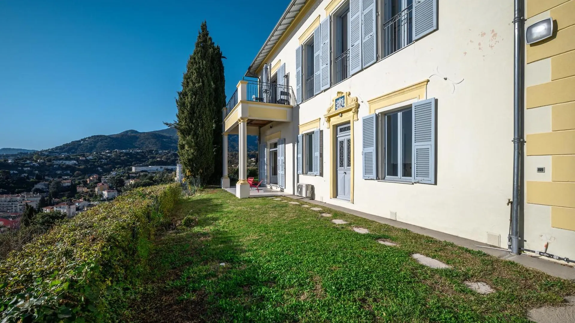 Magnifique Villa D'Epoque Vue Mer, Plage A 12 Min A Pieds Menton 0*,