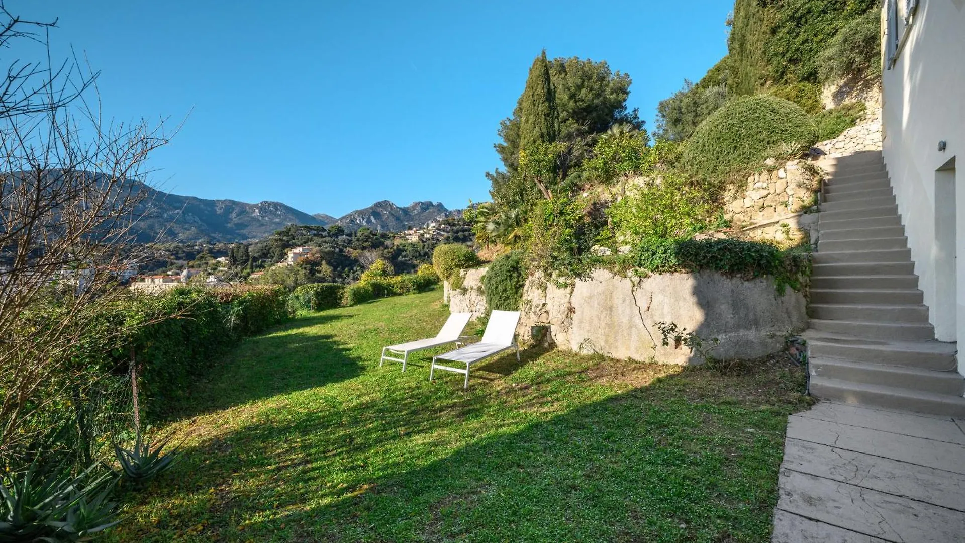 Magnifique Villa D'Epoque Vue Mer, Plage A 12 Min A Pieds Menton